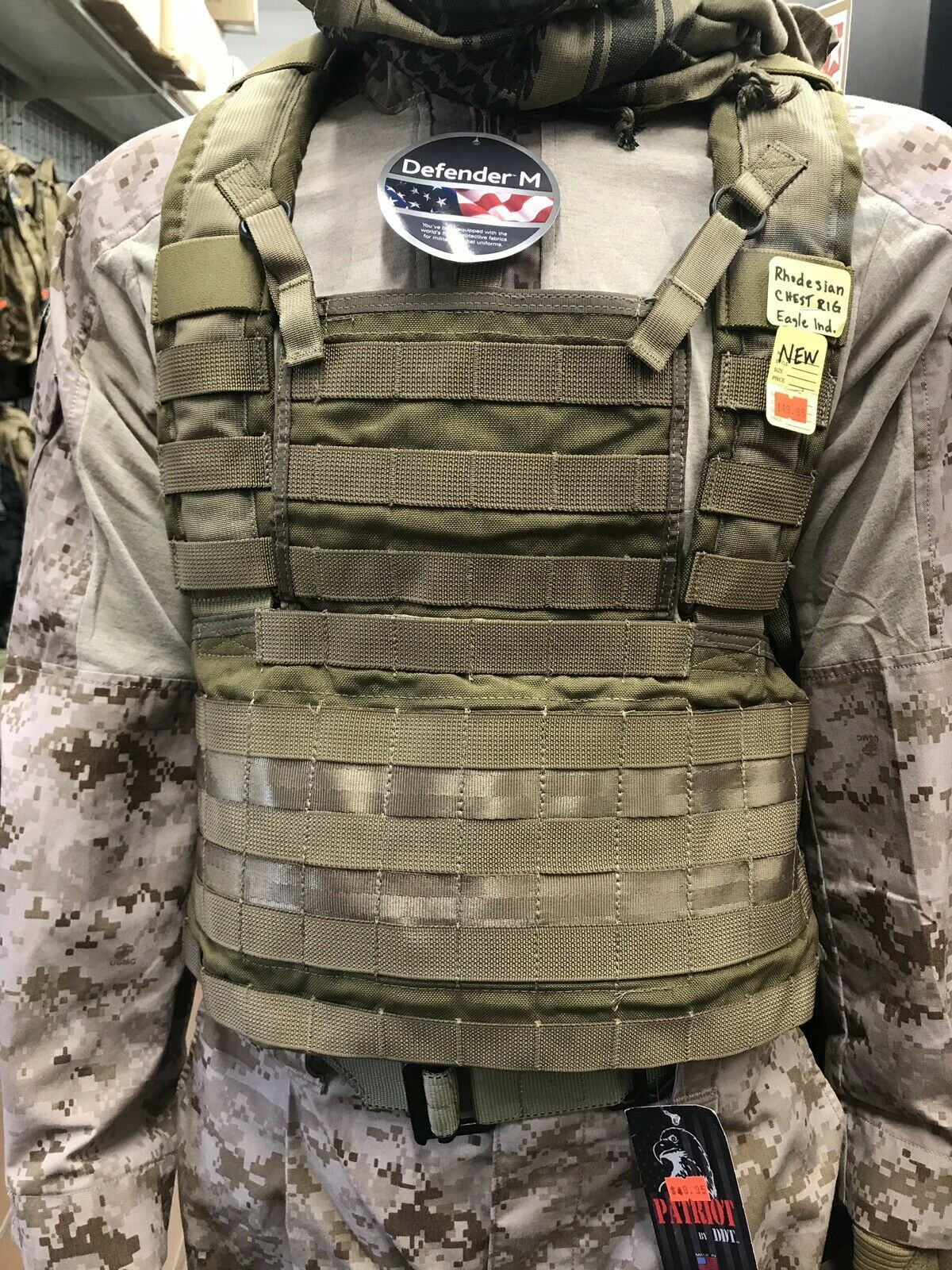 Eagle Industries FSBE Rhodesian Recon Vest Chest Rig RRV Coyote USMC
