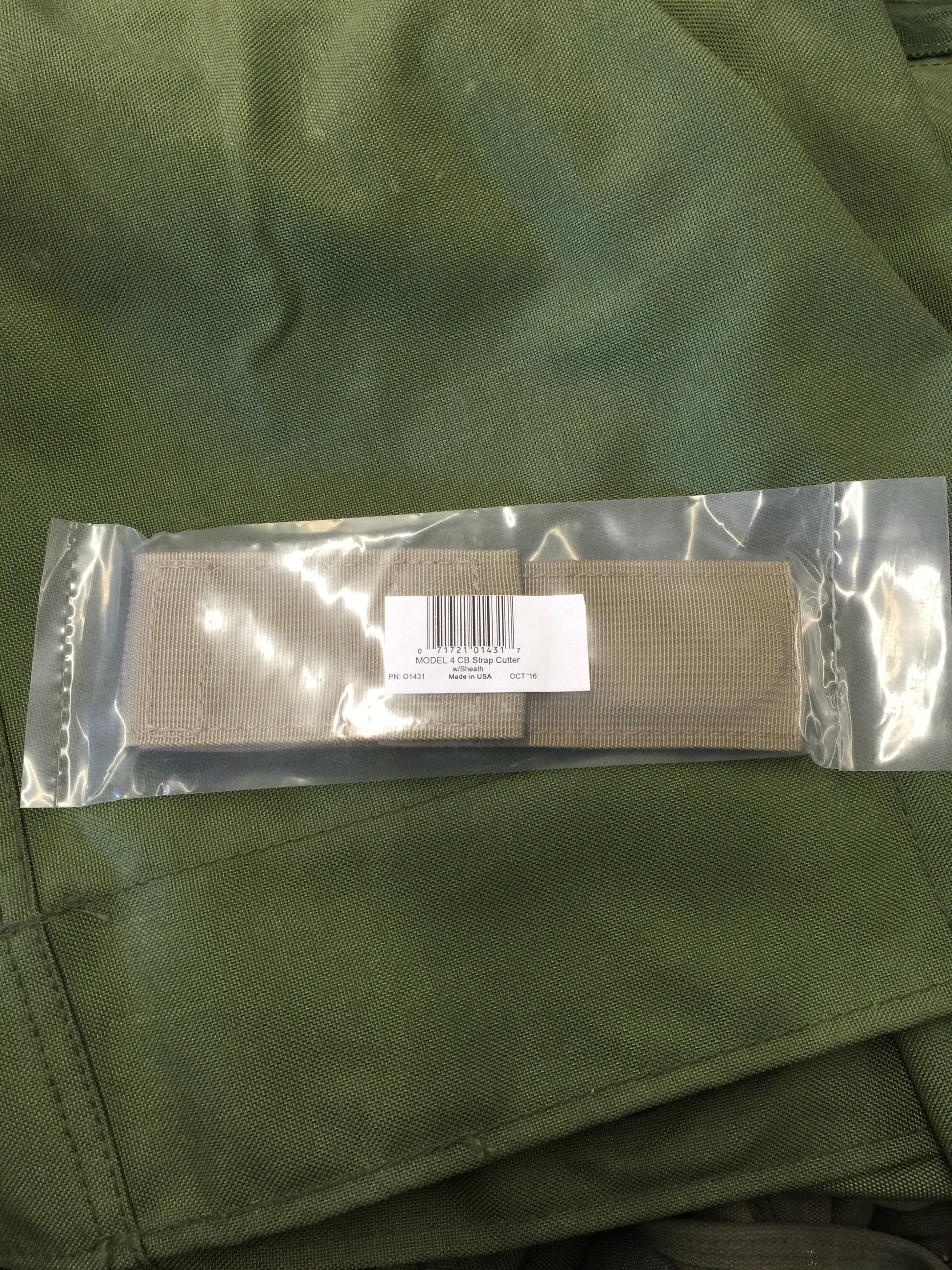 Usmc issued strap cutter - G.I. JOES